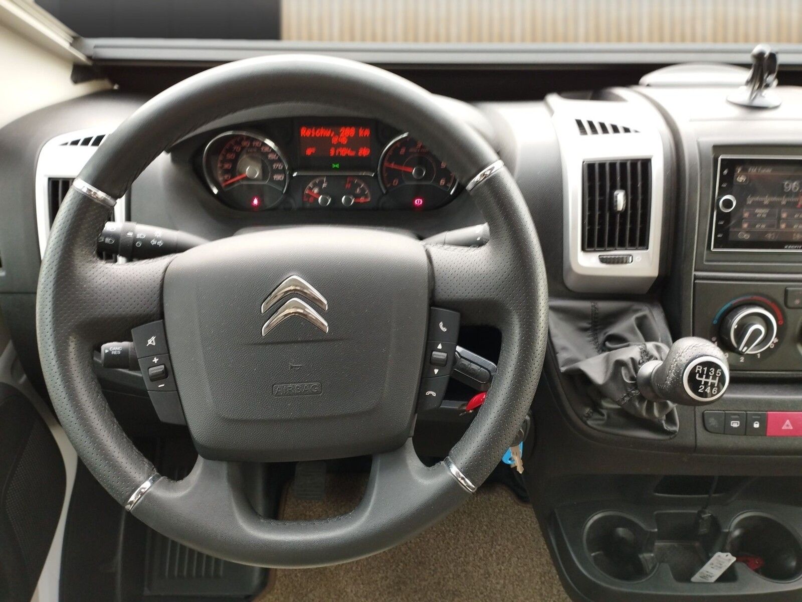 Fahrzeugabbildung Mooveo Tei 74 EB