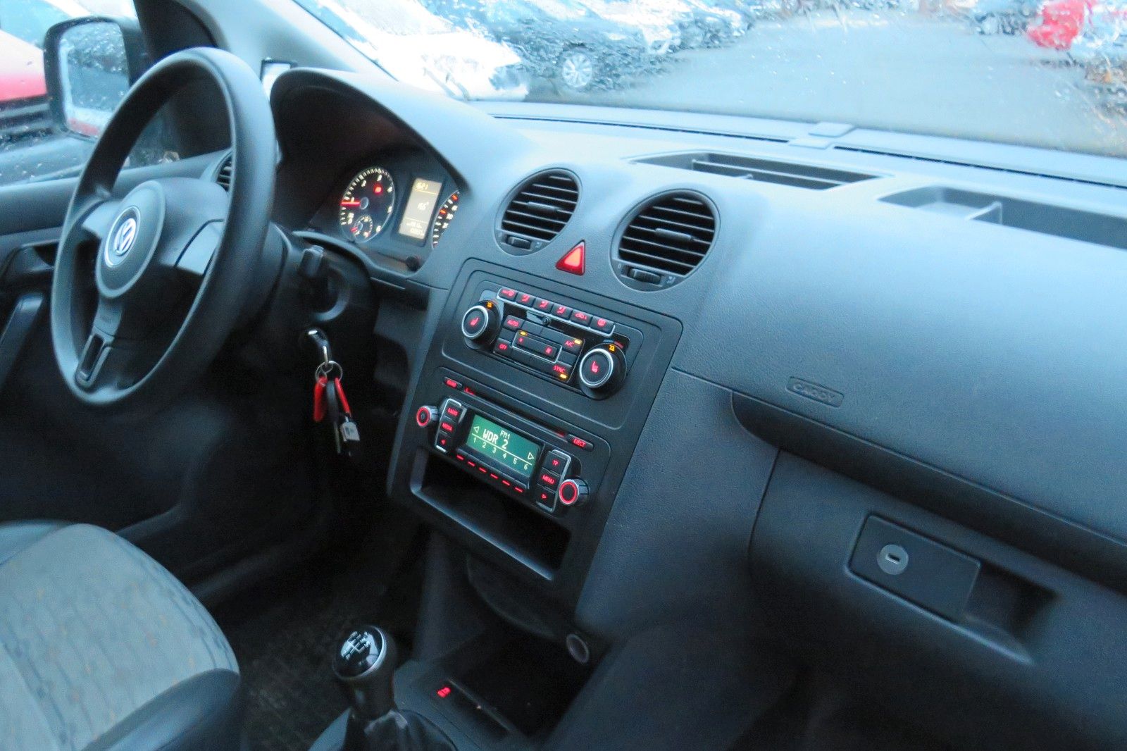 Fahrzeugabbildung Volkswagen Caddy Kasten TDI KLIMA AHK SITZH. FLEXSITZ 1.HD