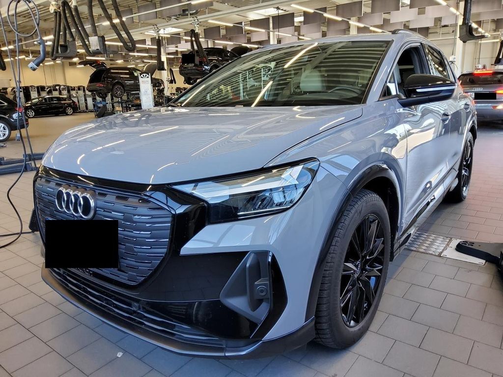 Image of Audi Q4