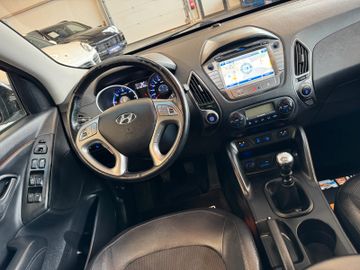 Hyundai ix35 Style AWD *Navi*Leder*Klima*