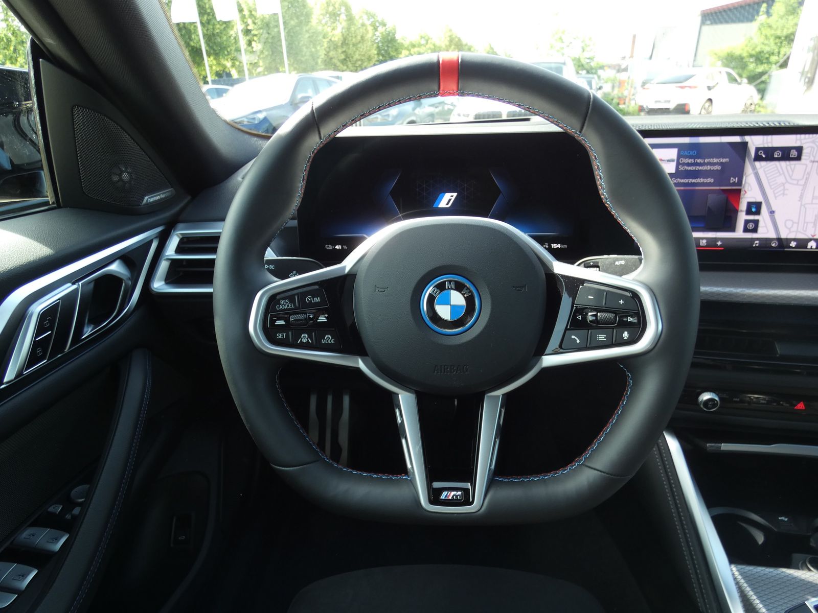 BMW i4 - Bild 25