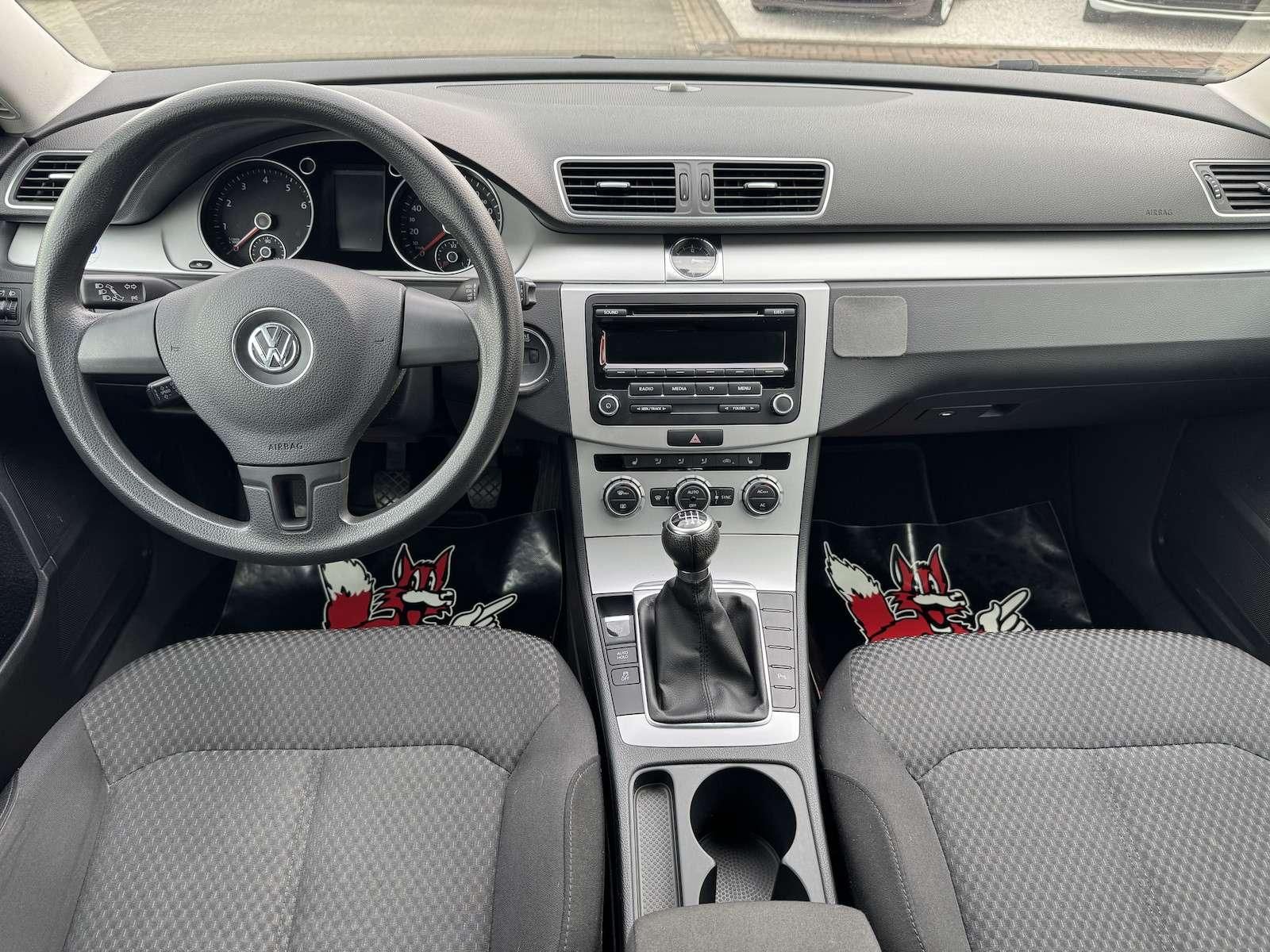 Fahrzeugabbildung Volkswagen Passat 1.4 TSI Limousine /Tempomat/Klimaauto/...