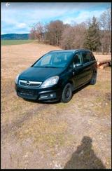 Opel zafira 7 Sitzer 129,000 KM tüv 03.27 - Opel Zafira: 0km
