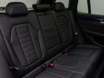 Fahrzeugabbildung BMW X3 xD20d Pano. 360° DAB H/K Stop&Go Sport Alarm