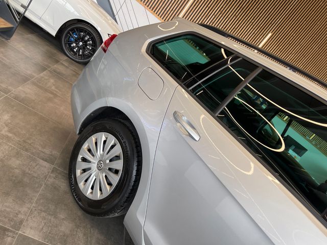 Volkswagen Golf VII Variant Trendline BMT *NAVI*TEM*TÜV-NEU