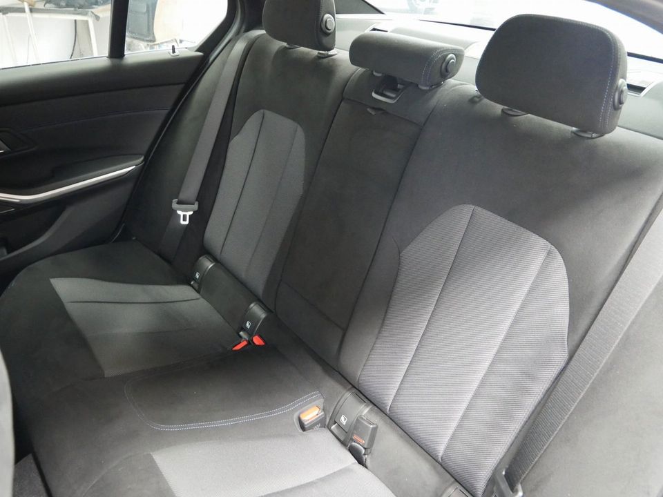 BMW 318 - Bild 9