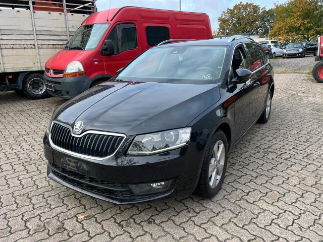 Skoda Octavia Combi Elegance 4x4