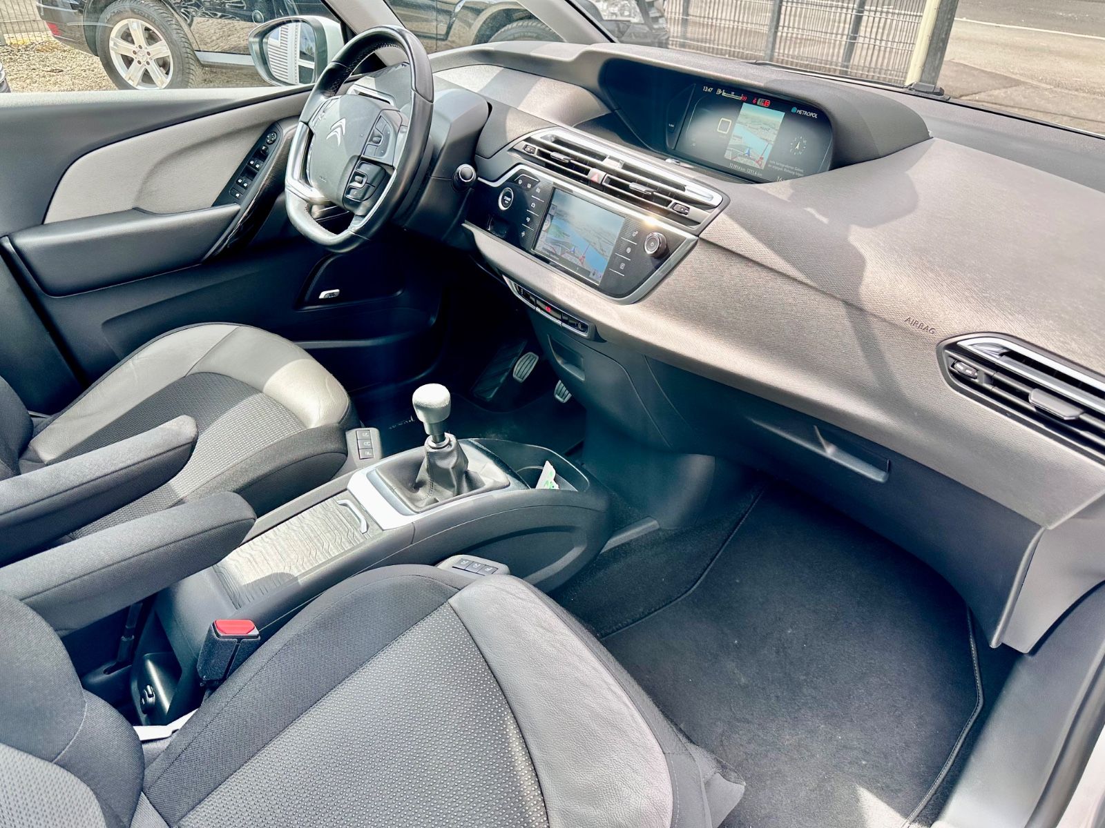 Fahrzeugabbildung Citroën GRAND C4 PICASSO/SPACETOURER EXCLUSIVE