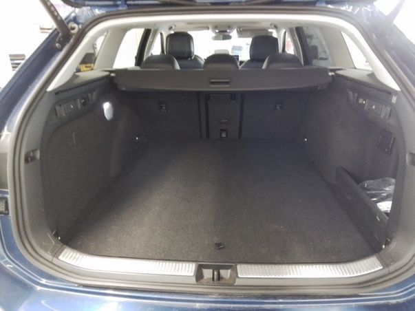 Volkswagen Passat Variant - Bild 10