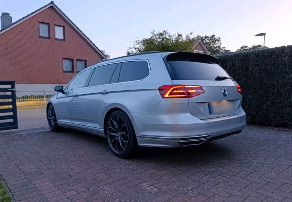 Image of Volkswagen Passat Variant