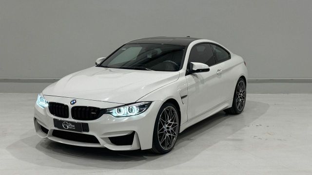 BMW M4 F82 2013 Coupe - M4 Coupe 3.0 dkg