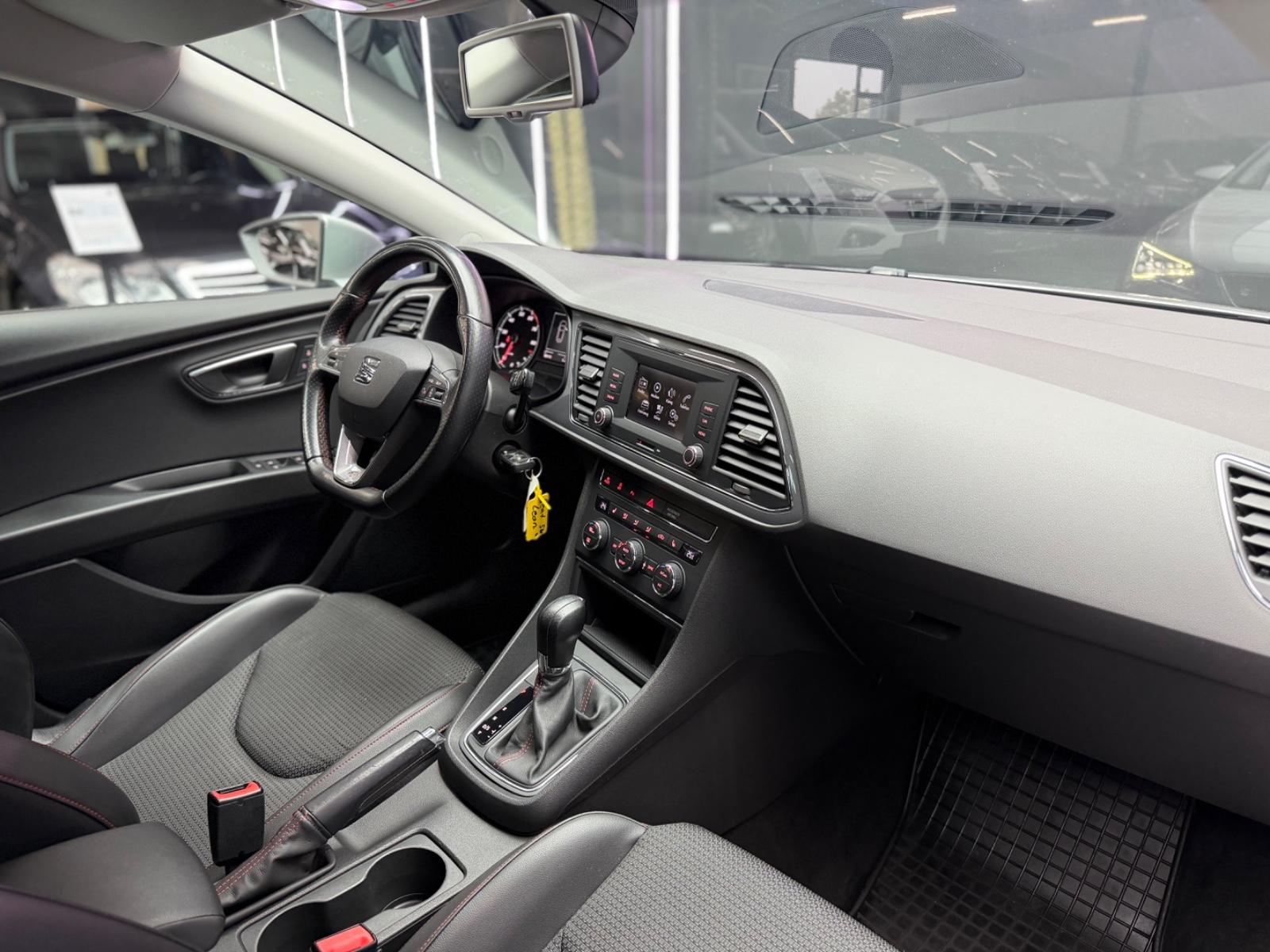 Seat Leon ST FR 1.8l /AHK/LED/AHK/BT/Navi/SHZ