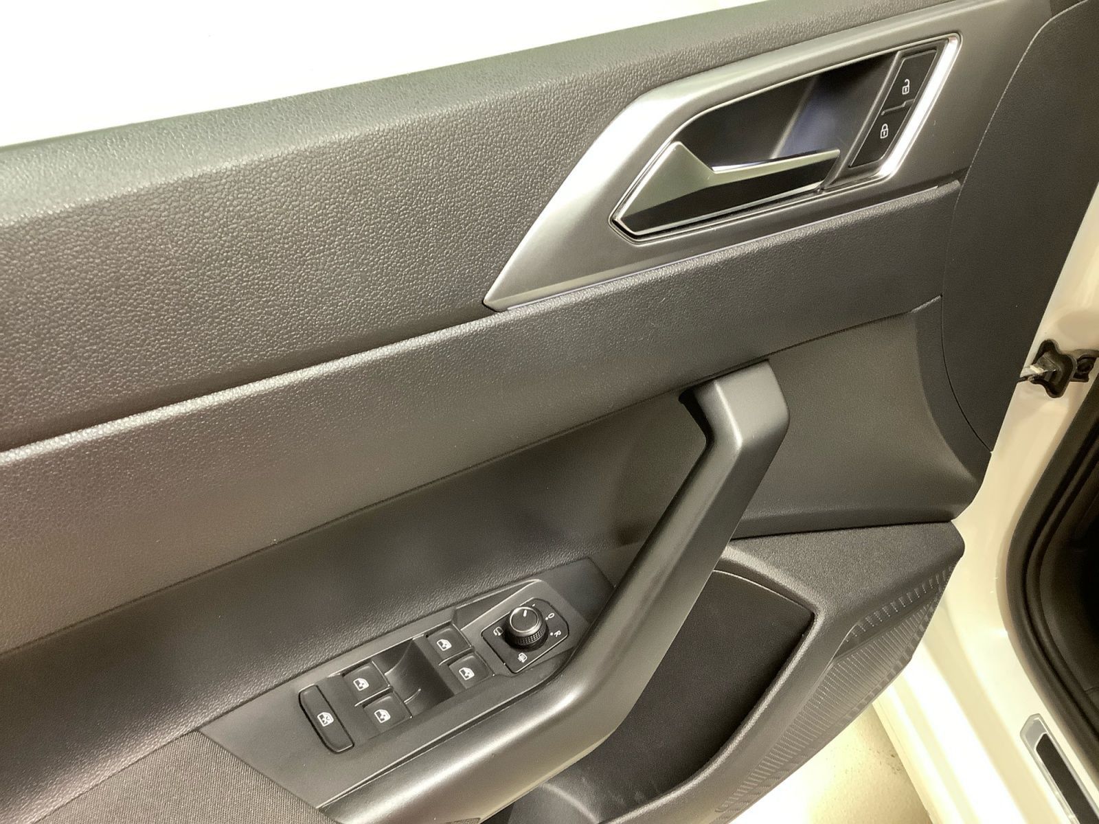 Polo Active 1,0 TSI 70 kW Climatronic, SHZ, App
