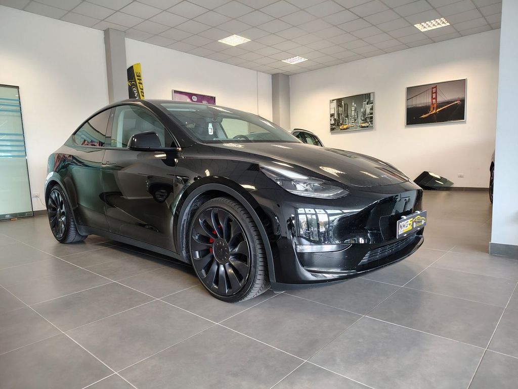 Image of Tesla Model Y