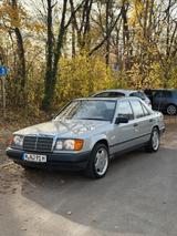 Mercedes-Benz Mercedes 230E W124 Oldtimer AMG Felgen - Mercedes-Benz 230 Gebrauchtwagen in München