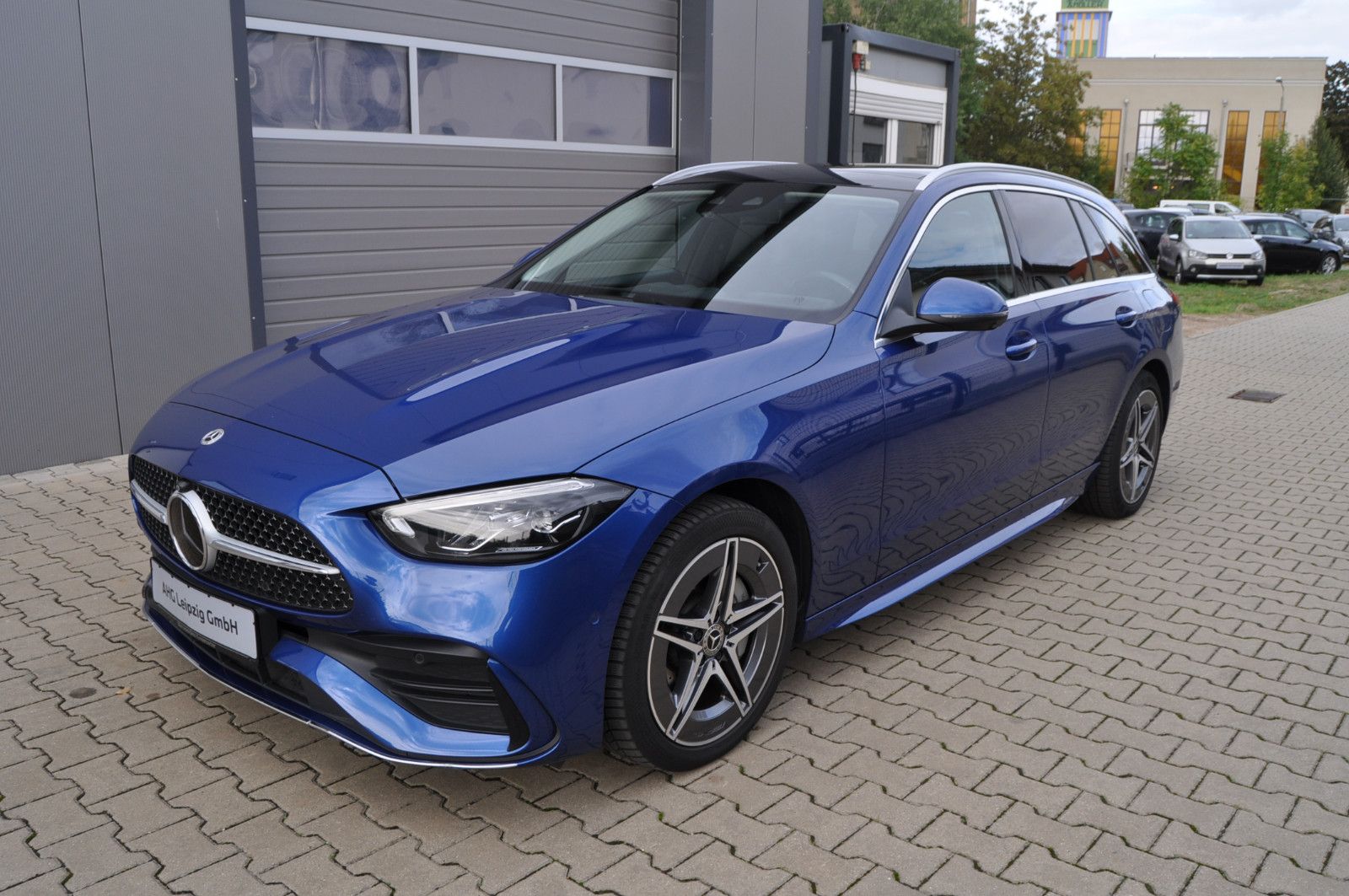 Mercedes-Benz C 300e T AMG LEDER PANO Distronic 360° Kam AHK