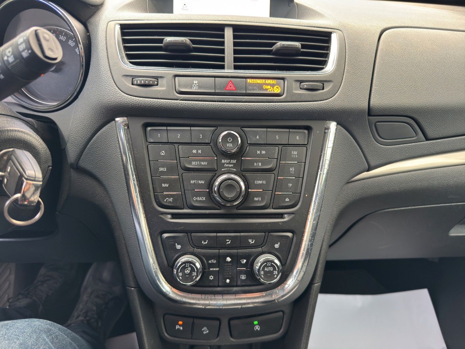 Fahrzeugabbildung Opel Mokka Innovation 4x4 Klima/Navi/Xenon/TÜV NEU