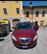 Lancia Delta 1.6 MJT DPF Platino NEOPATENTATI - rote Lancia Delta