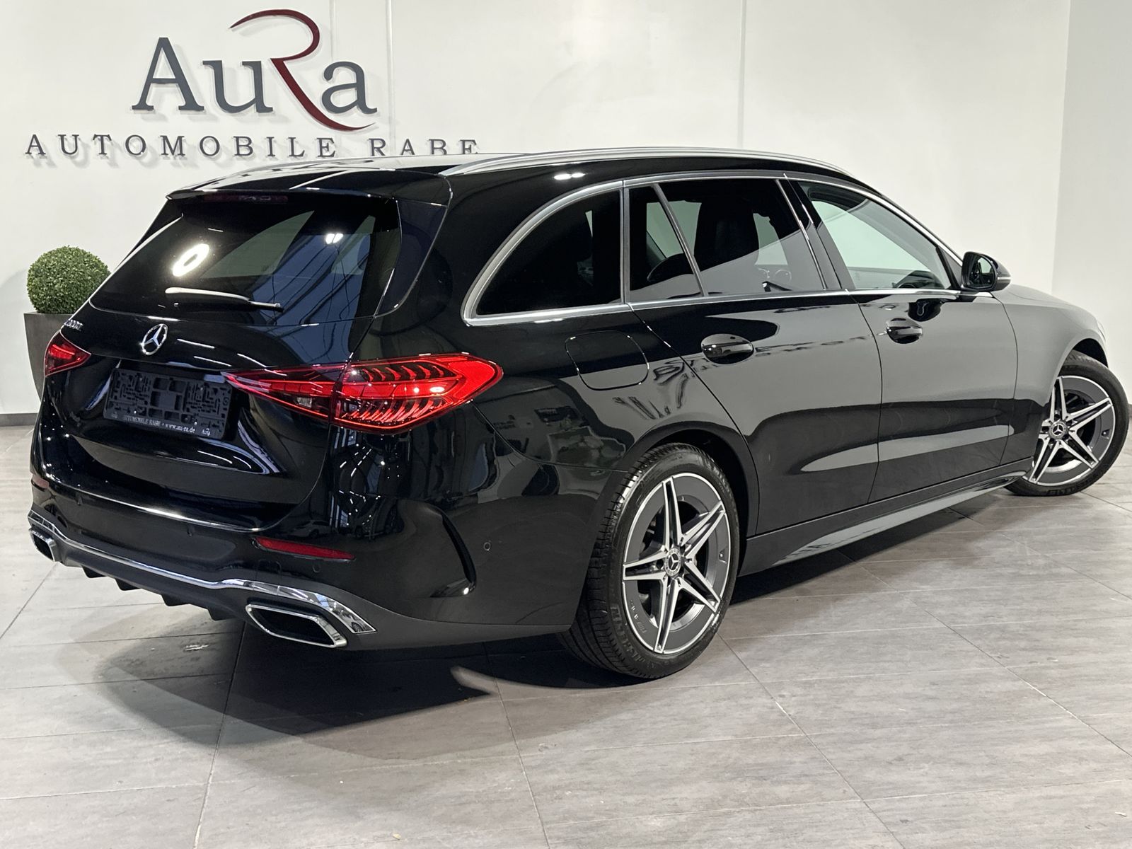 Fahrzeugabbildung Mercedes-Benz C 200d T AMG-Line NAV+LED+KAMERA+VCOCKPIT+1HD+PP