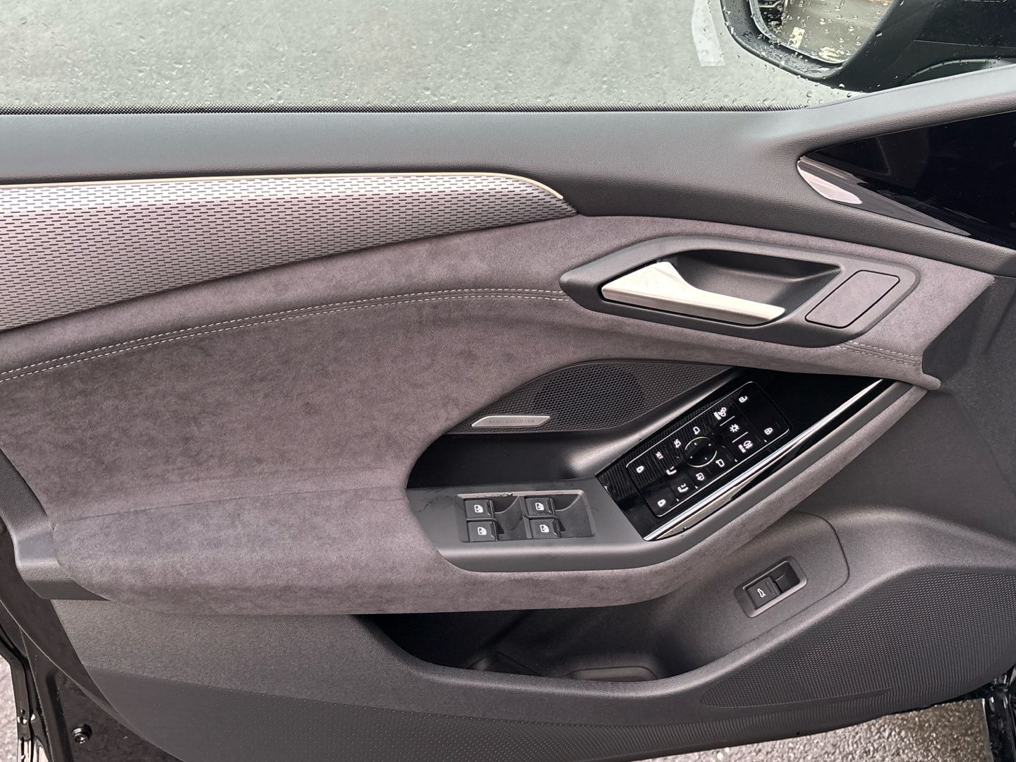 Audi A6 e-tron - Bild 12