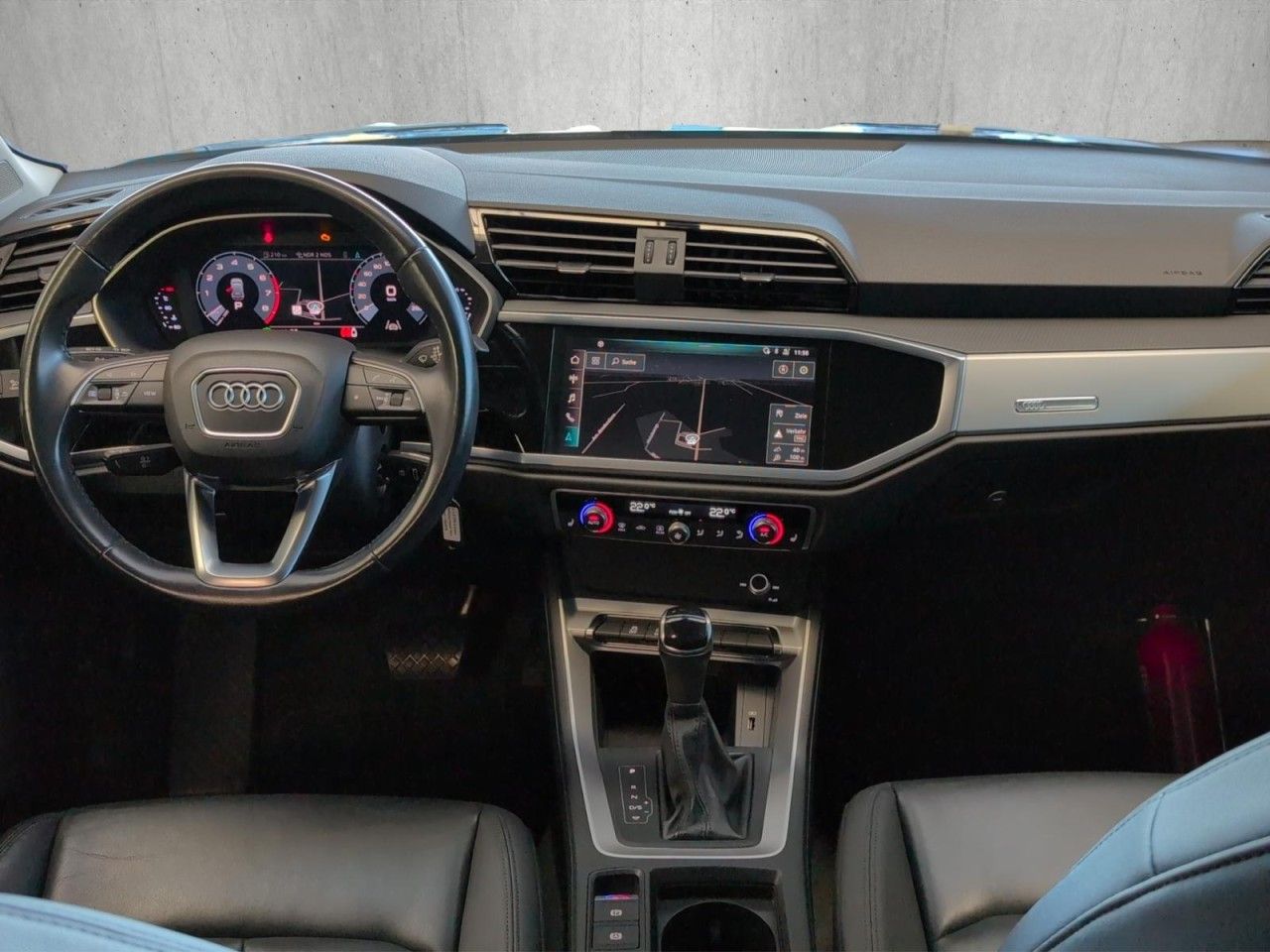 Q3 advanced 35 TFSI S tronic Klima Navi Leder