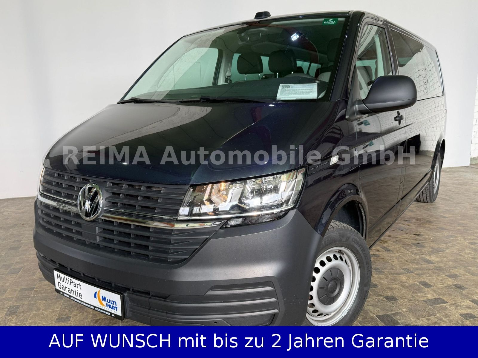 Fahrzeugabbildung Volkswagen T6.1 Bus 2,0 Diesel L 2, 9 Sitzer, Automatik