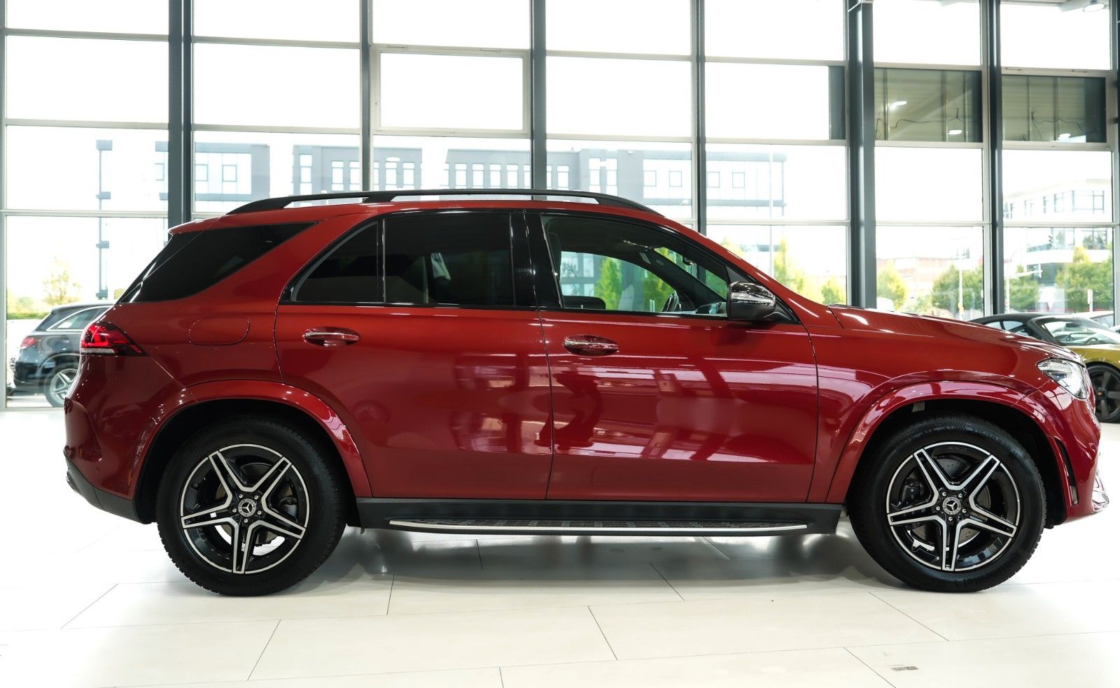 Mercedes-Benz GLE 400d 4M AMG-LINE NIGHT PANO MULTIBEAM 7-SITZ foto 4