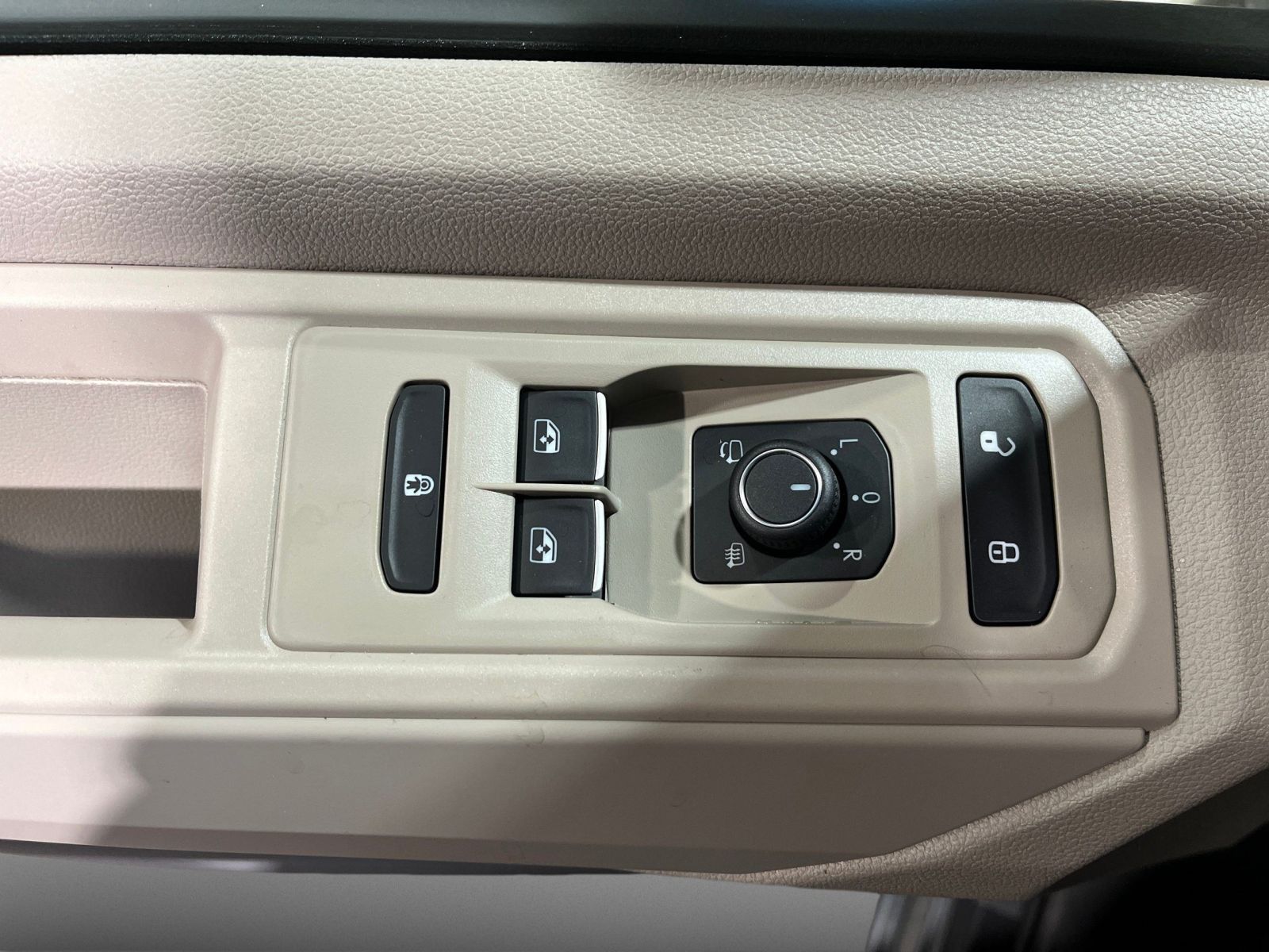Volkswagen T7 Multivan - Bild 13