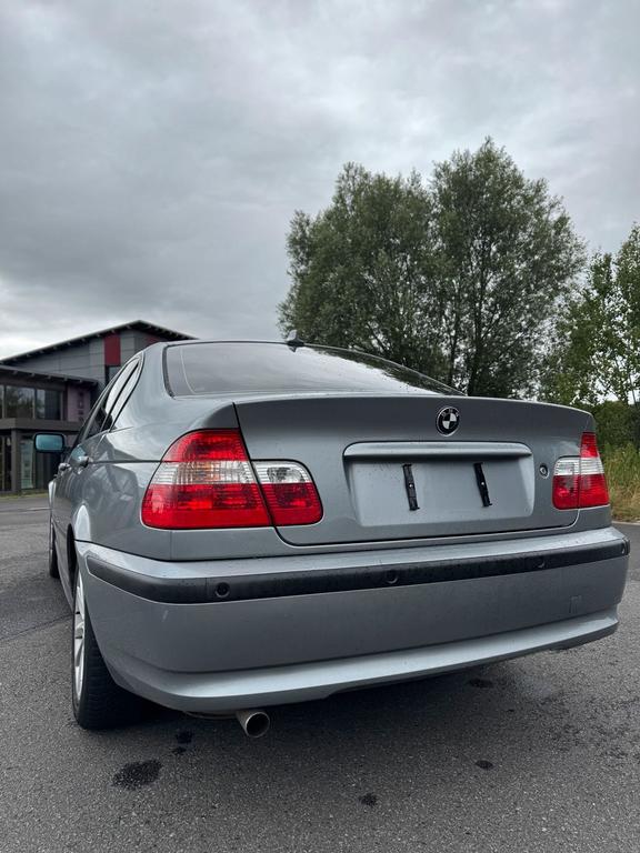 BMW 318