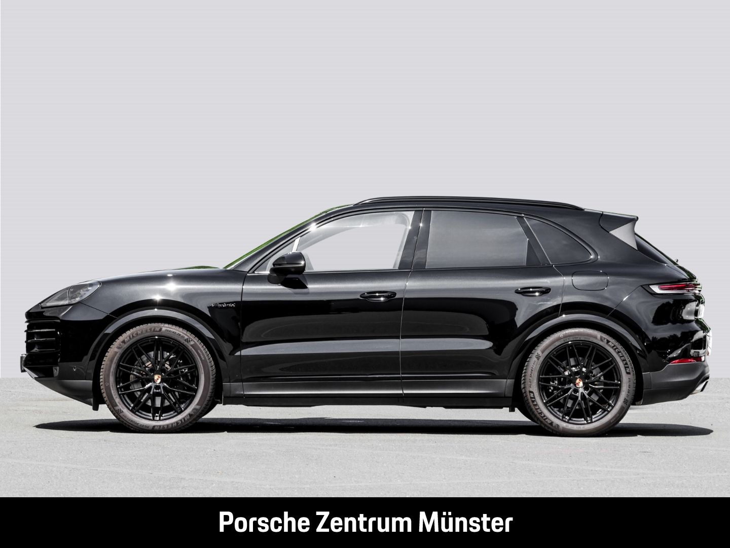 Porsche Cayenne E-Hybrid InnoDrive Head-Up BOSE PASM imagem 2