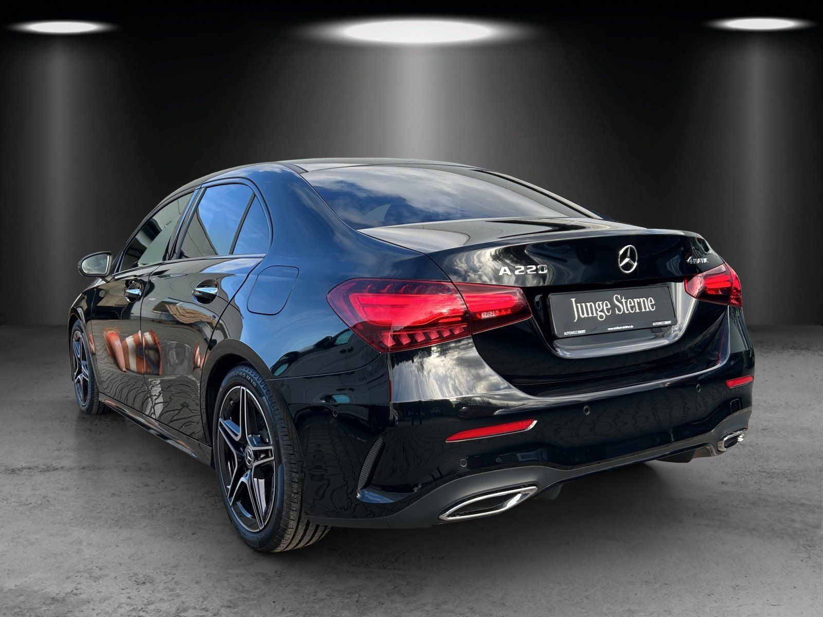 Fahrzeugabbildung Mercedes-Benz A2204M Limo AMG Premiu+ DISTR Memo AHK Pano MLED