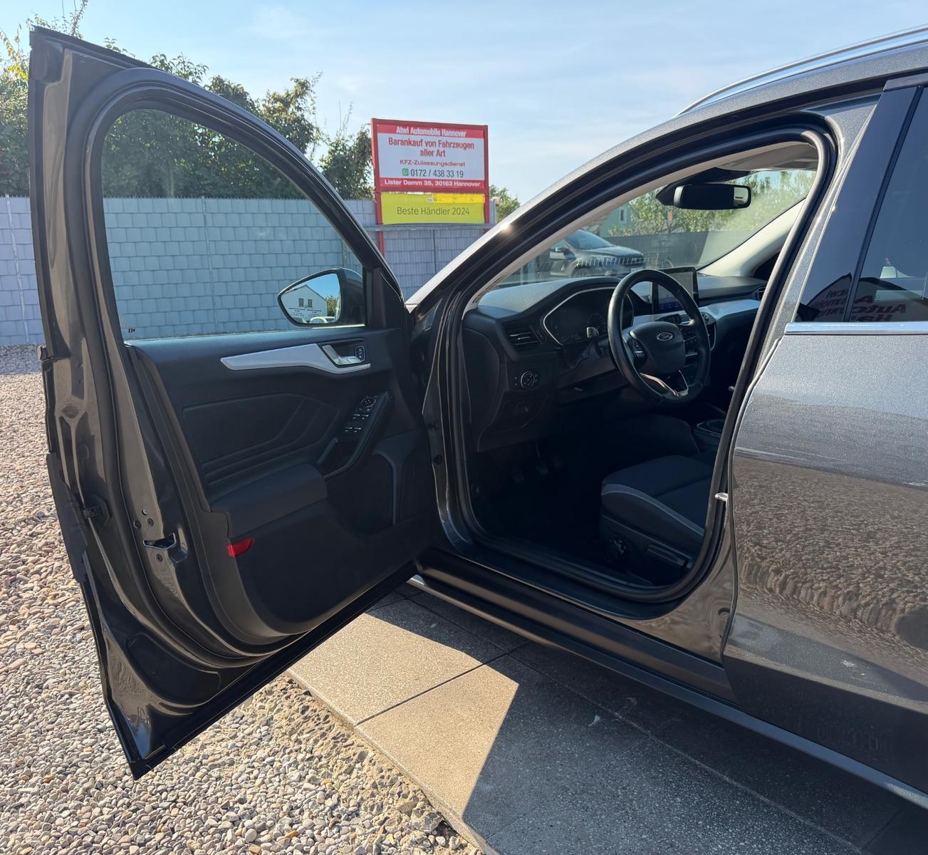 Ford Focus Turnier Cool & Connect Sport Lenkrad