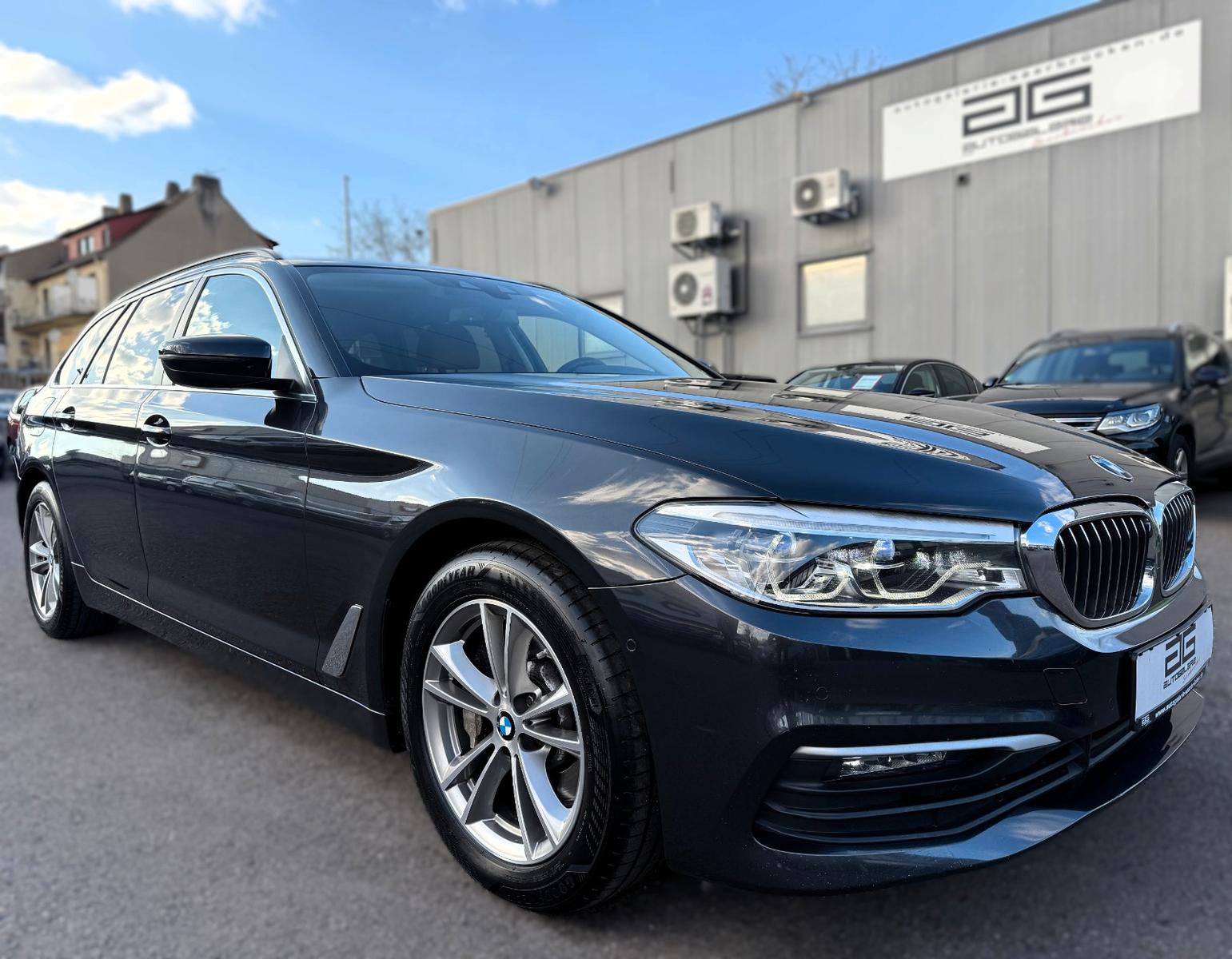 BMW 530d Touring xDrive Aut. *Leder/Navi/Kamera/LED*