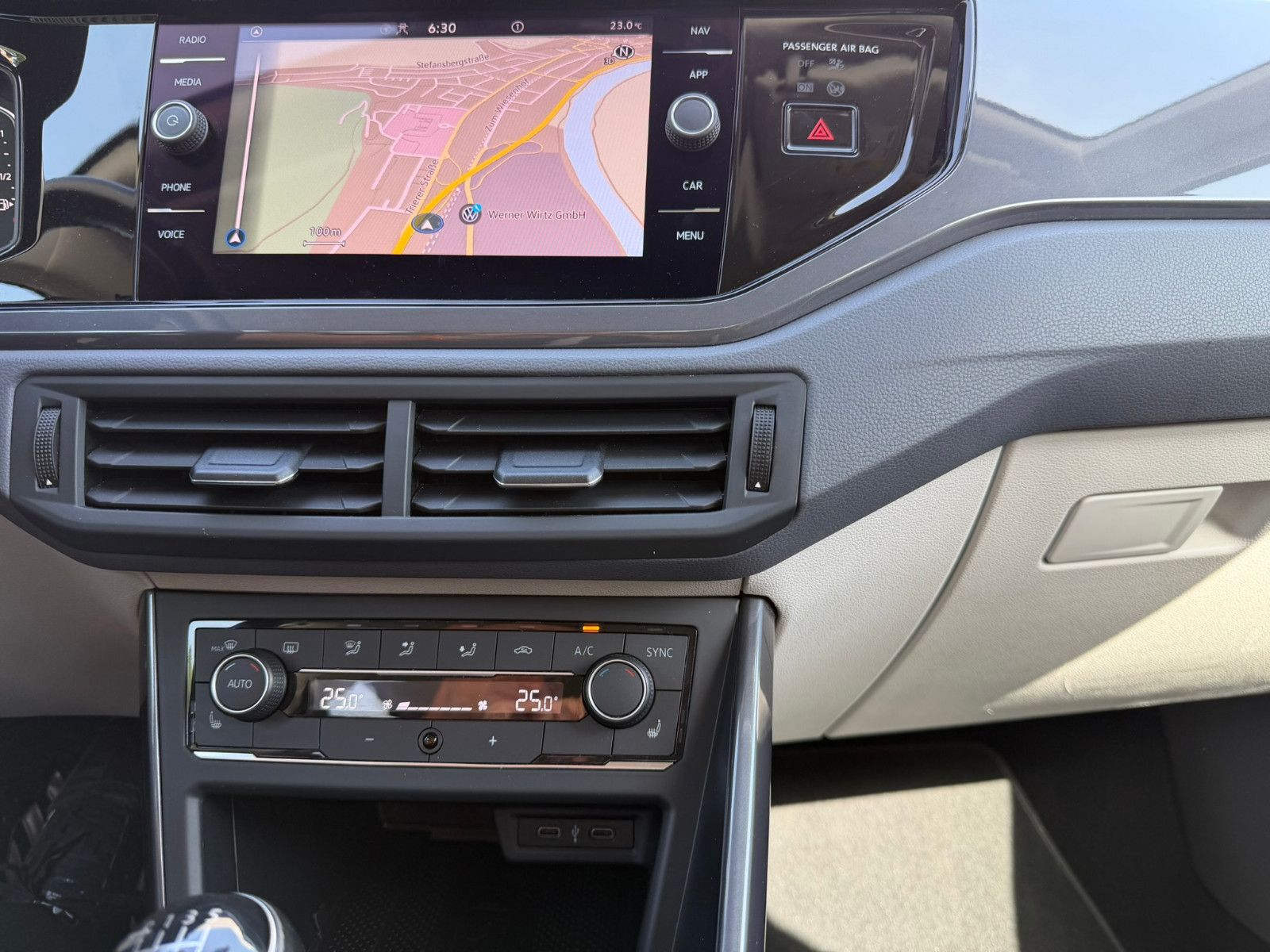 Fahrzeugabbildung Volkswagen Polo VI R-line beats