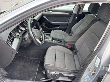 Volkswagen Passat Variant - 8