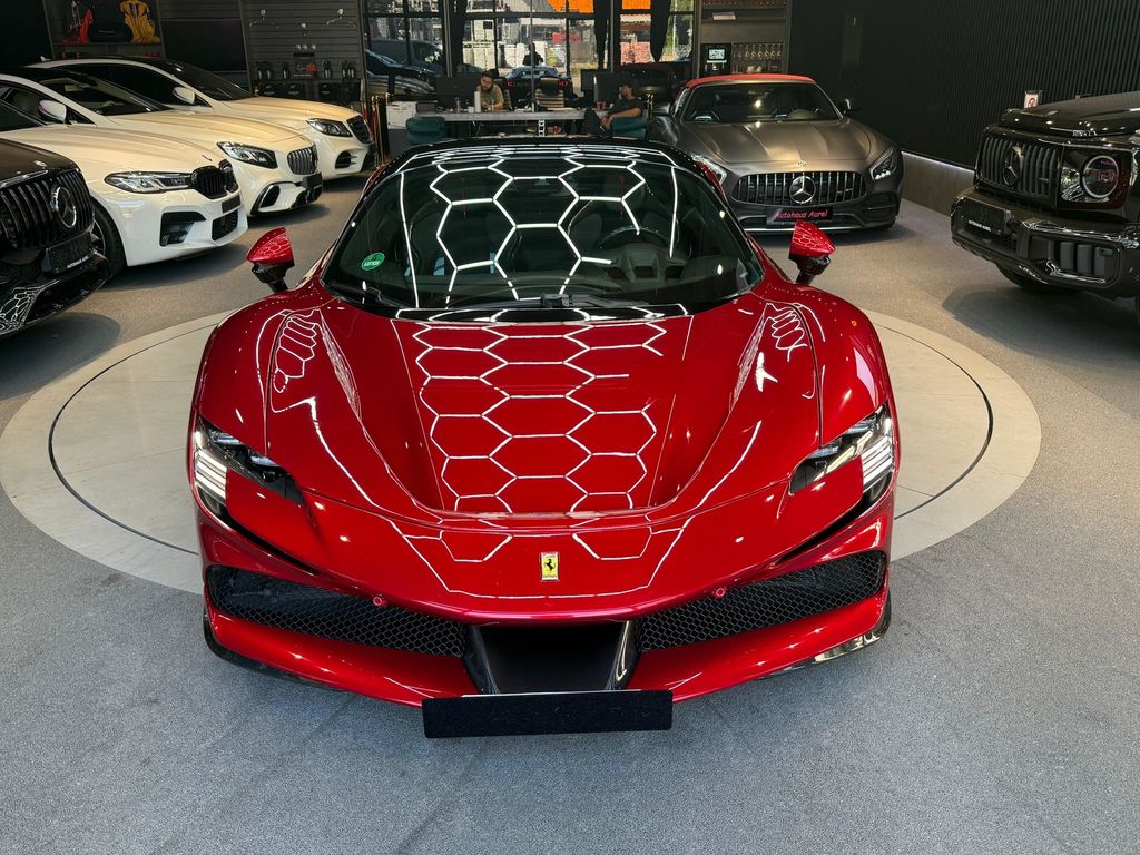 Image of Ferrari SF90