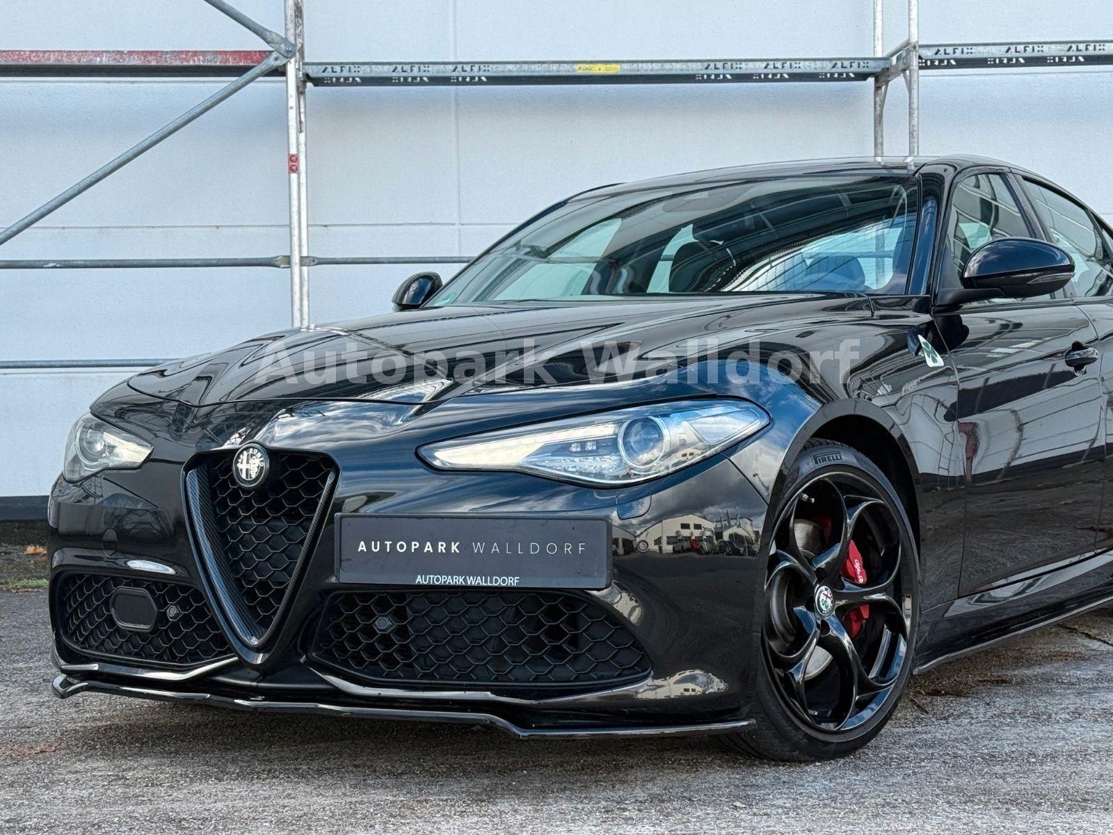 Alfa Romeo Giulia Veloce 2.2 JTDM Q4*4WD*PANO*CARBON*MAXTON