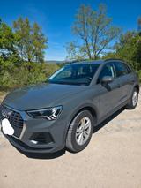 Audi Q3 40 TFSI quattro S tronic -