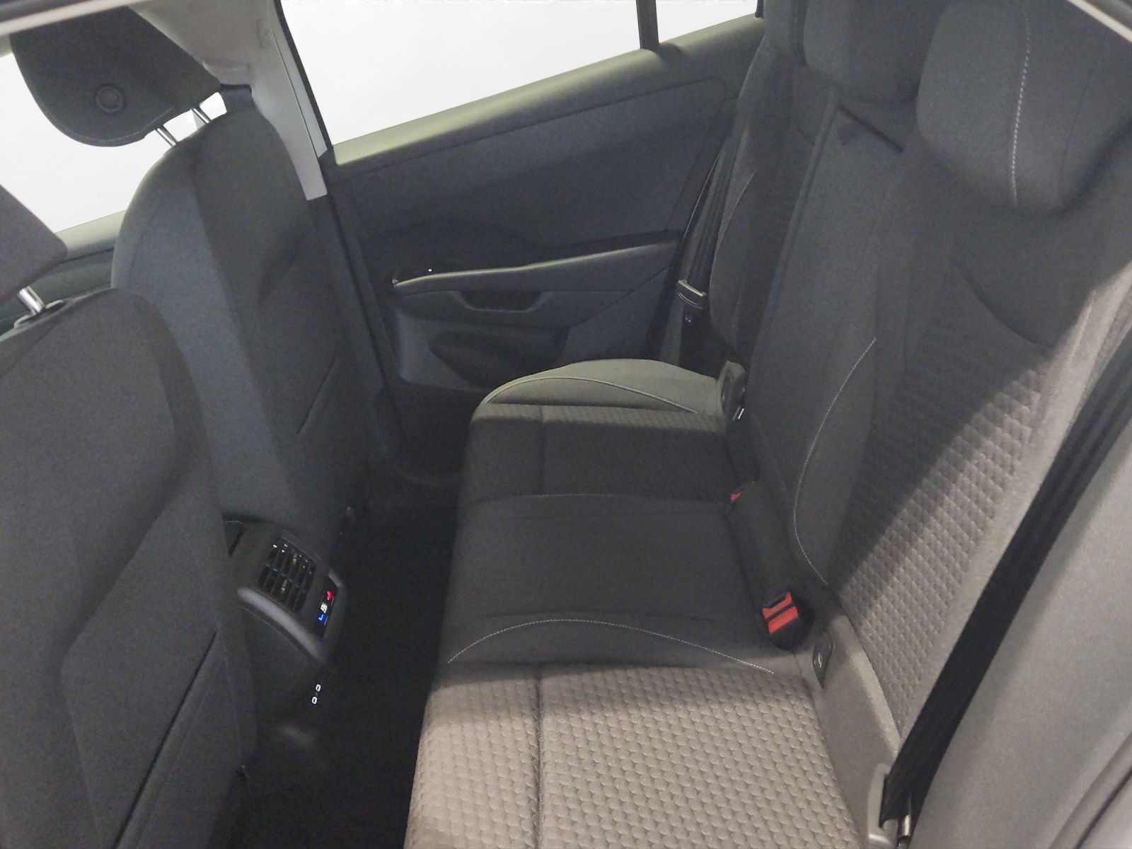 Volkswagen T-Roc - Bild 14