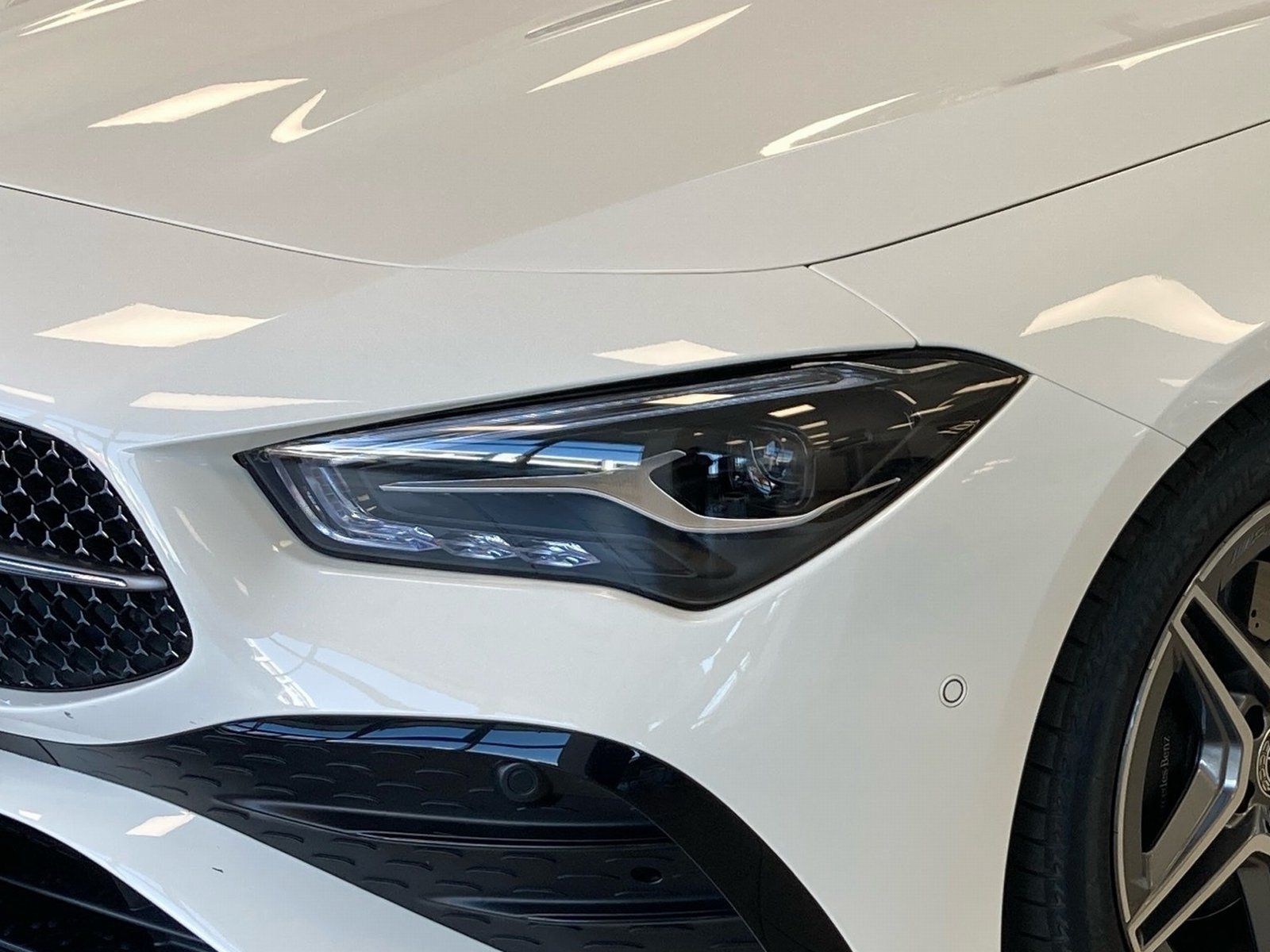 Fahrzeugabbildung Mercedes-Benz CLA 200 AMG Adv.*Pano*STDHZG*LED*Kamera*Carpaly*