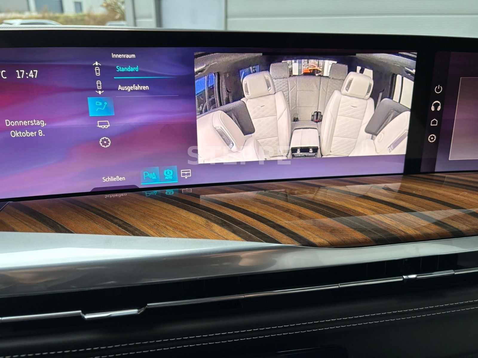 Cadillac Escalade FACELIFT MY26 6.2 V8 ESV Sport Platinum