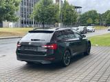 Skoda Superb Combi Sportline 4x4 SPORT LINE /SHZ/RFK/ - Skoda Superb in Bochum