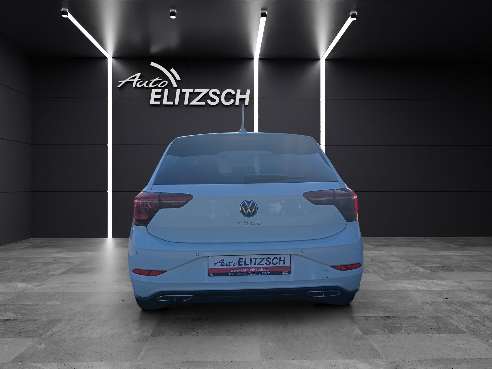Fahrzeugabbildung Volkswagen Polo TSI R-Line Matrix Pano ACC PDC SH 17"