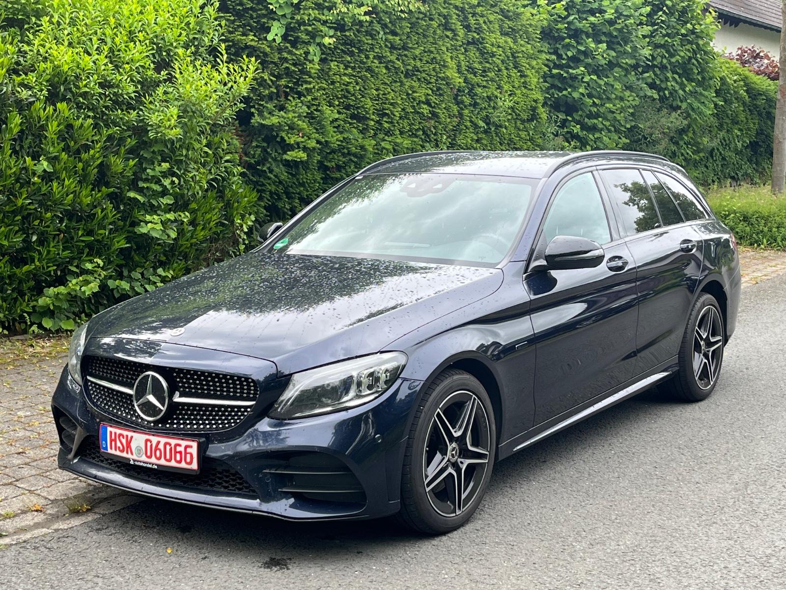 Mercedes-Benz C 300de T AMG Widescreen Night AHK