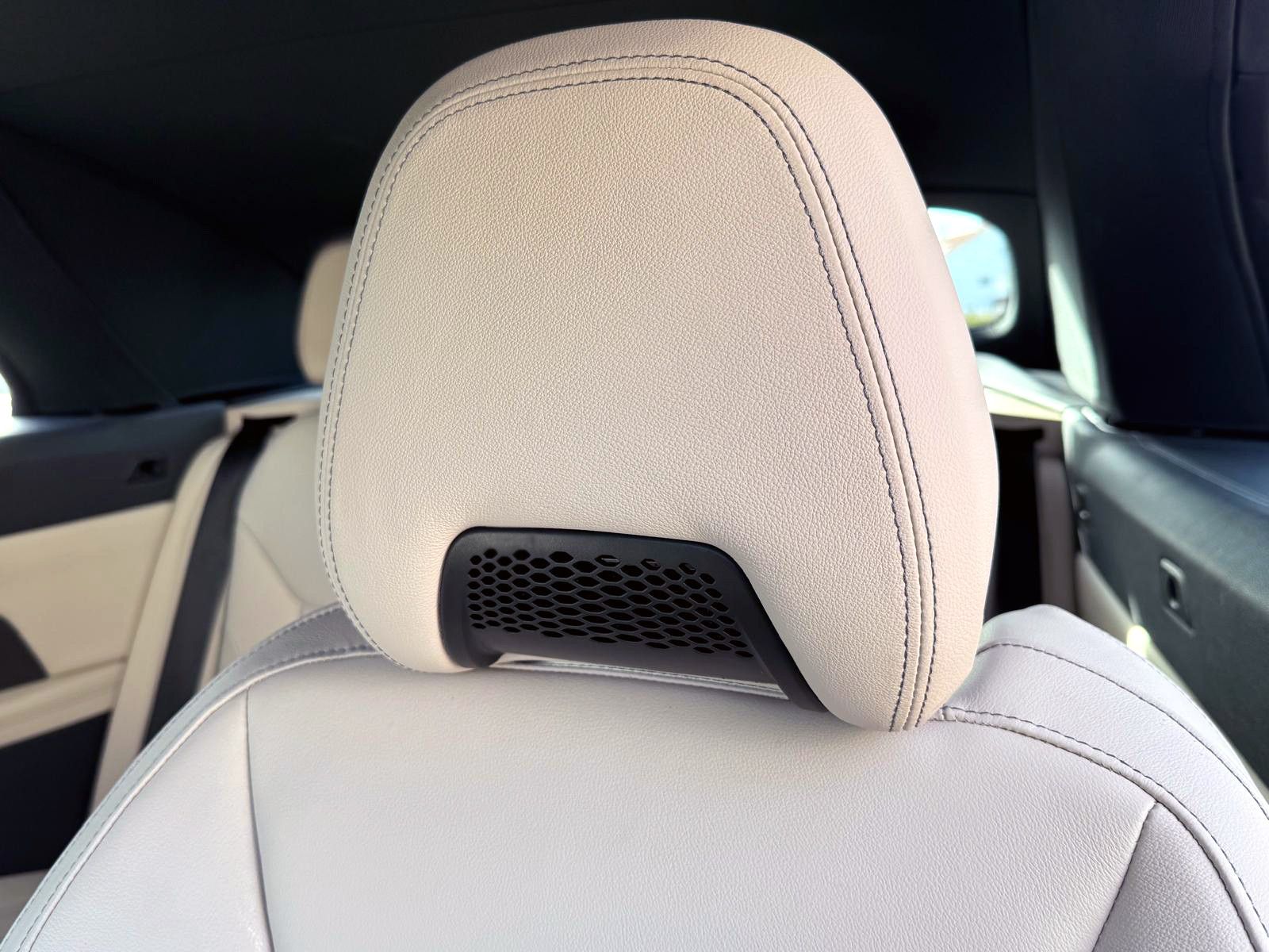 Fahrzeugabbildung BMW M440i xDrive Cabrio ACC AHK LED CarPlay KAM H&K