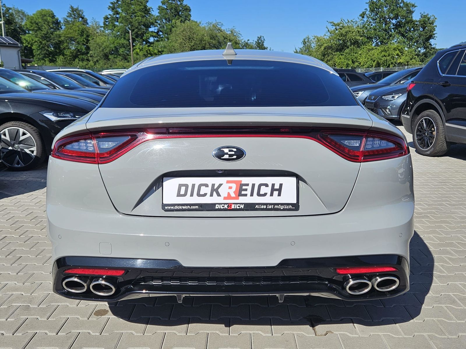 Fahrzeugabbildung Kia Stinger 3.3T V6 GT 4WD PANO*360°HUD*H&K*LED*20"
