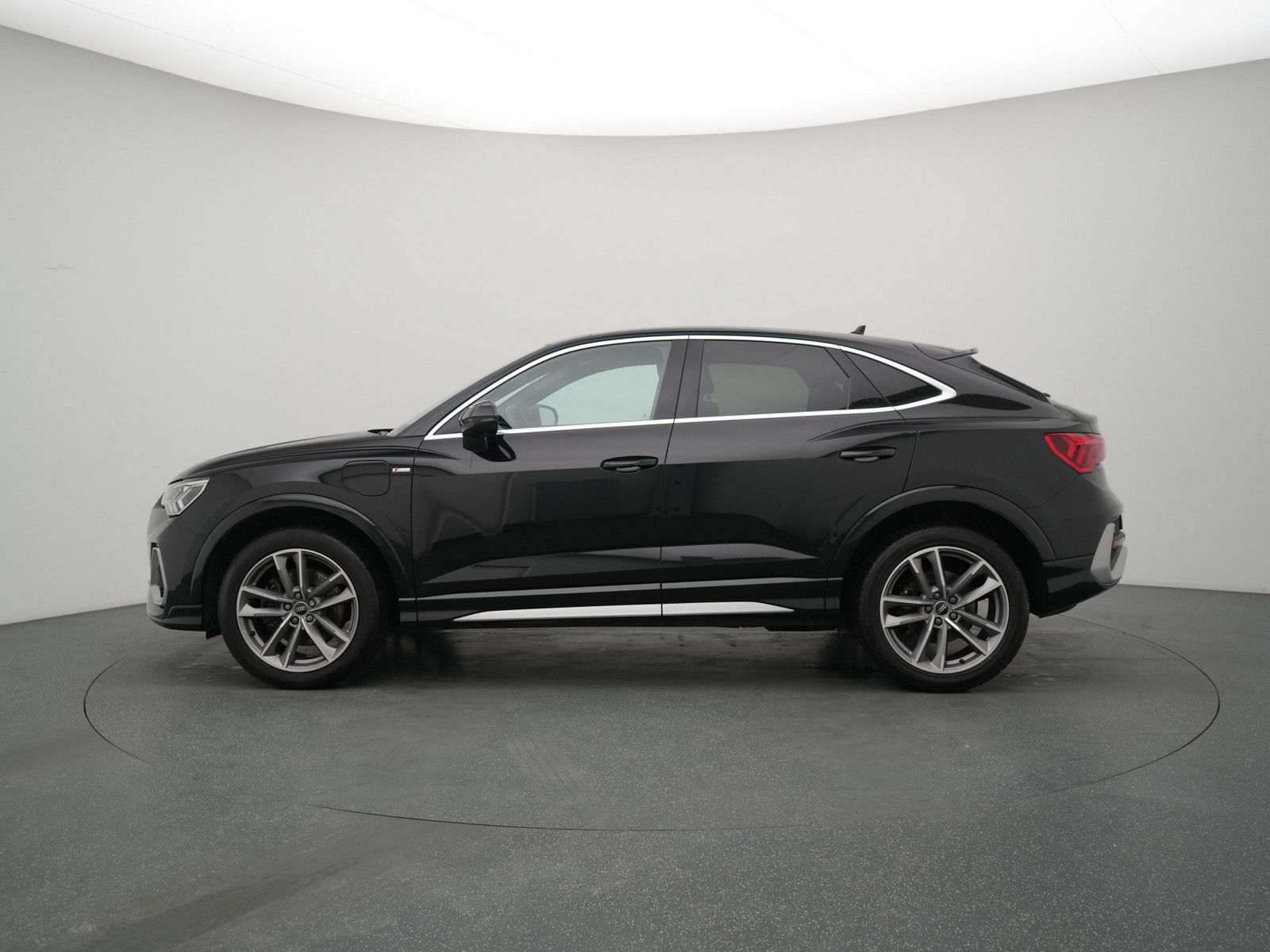 Audi Q3 - Bild 17