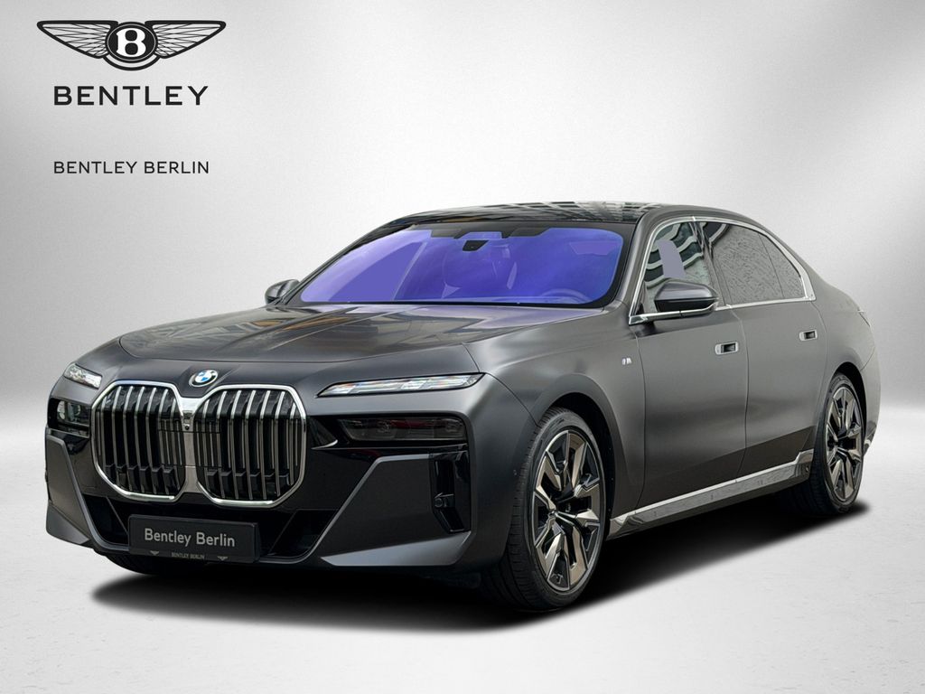 Image of BMW 740
