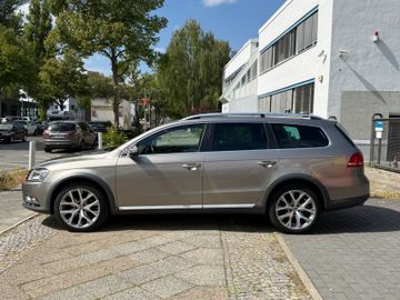 Volkswagen Passat Alltrack - 6