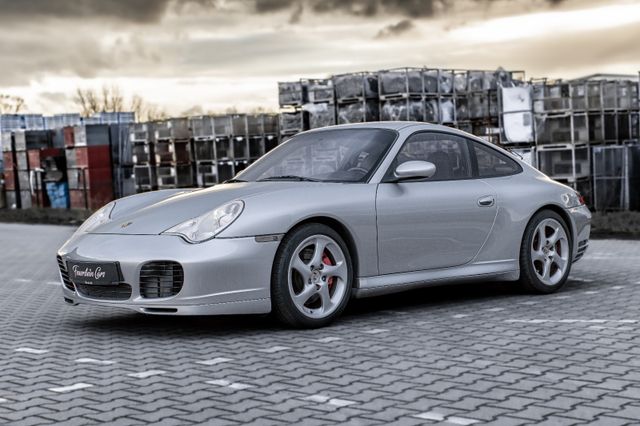 Porsche 911 Carrera 4 S Coupe Traumzustand*einmalig*Bose